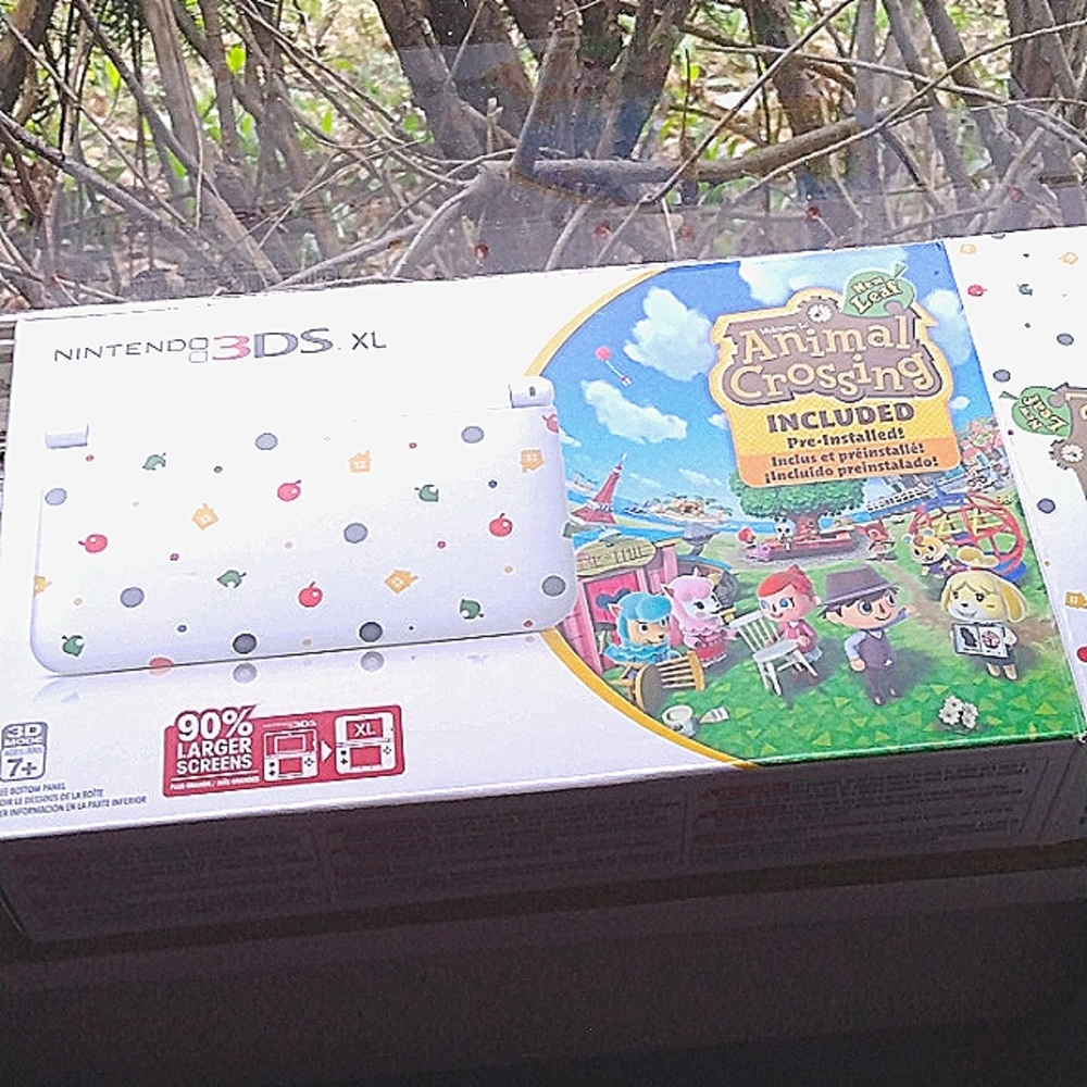 Limited edition animal crossing new leaf Nintendo 3ds xl 3 ds like new condition